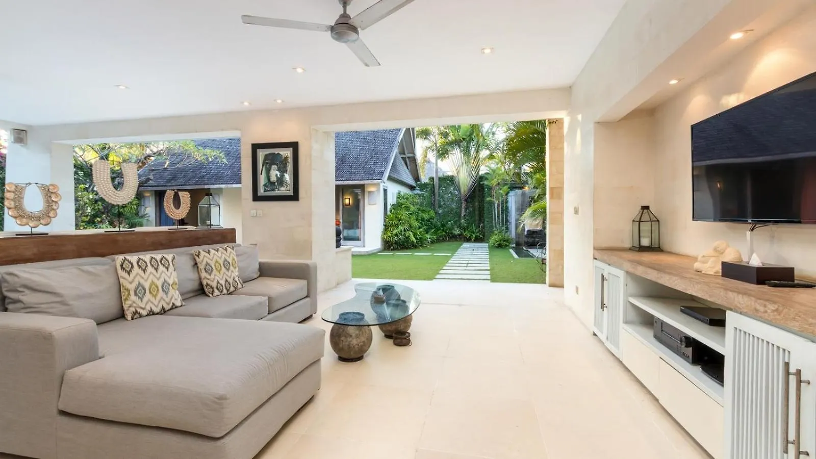 Casa Mateo Villa Seminyak